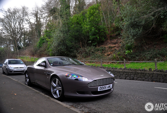 Aston Martin DB9