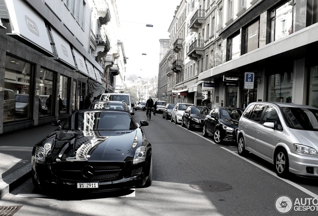 Mercedes-Benz SLS AMG Roadster