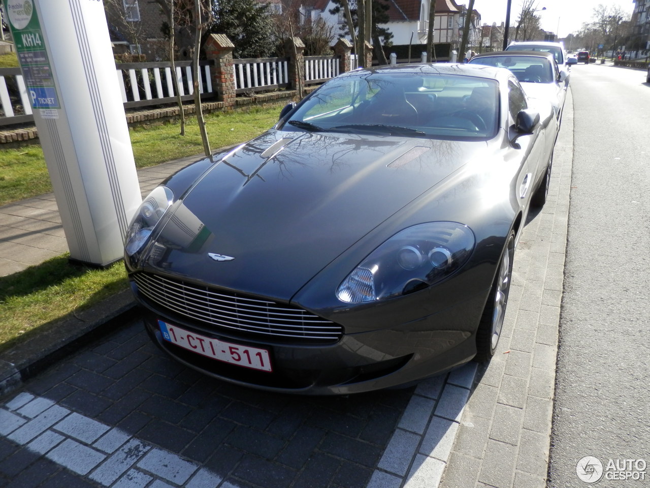 Aston Martin DB9