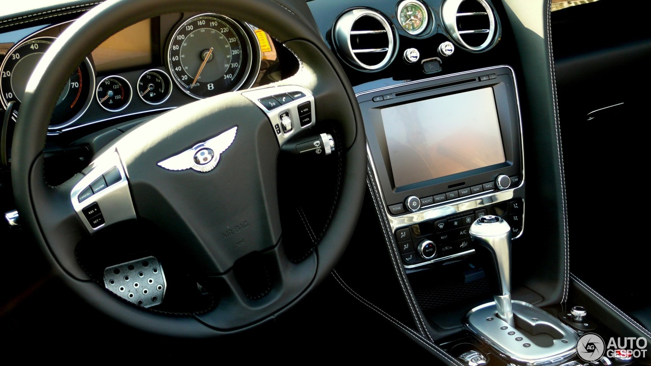 Bentley Continental GTC 2012