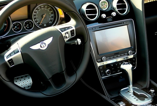 Bentley Continental GTC 2012