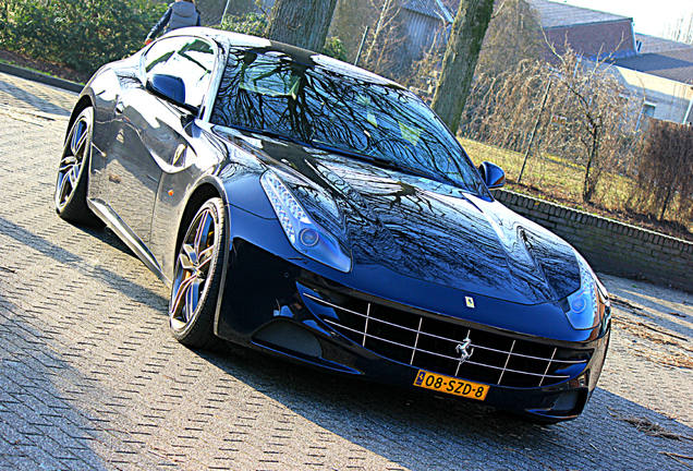 Ferrari FF