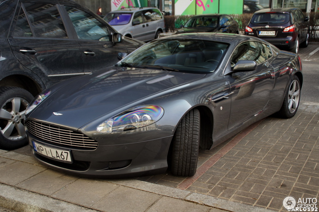 Aston Martin DB9