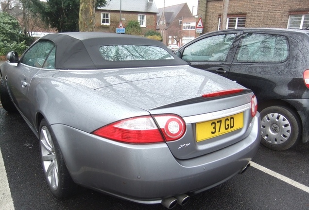 Jaguar XKR Convertible 2006