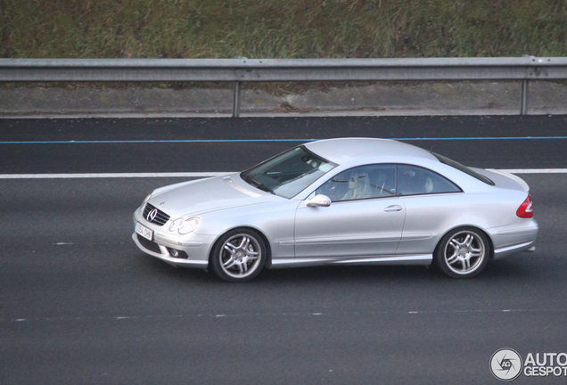 Mercedes-Benz CLK 55 AMG