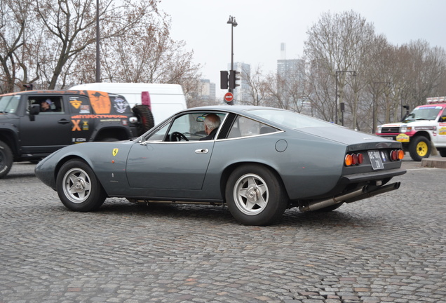 Ferrari 365 GTC/4