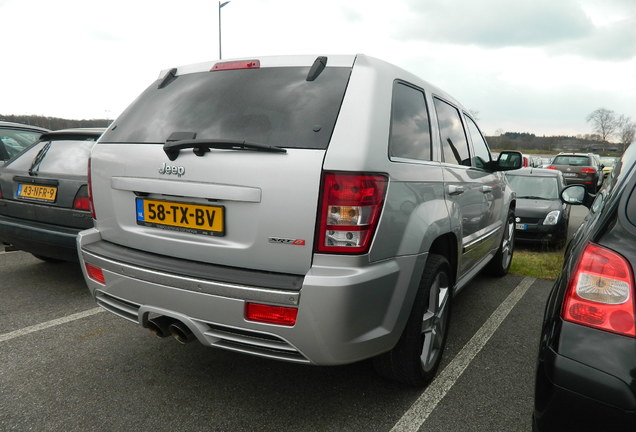 Jeep Grand Cherokee SRT-8 2005