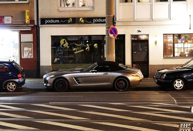 Mercedes-Benz SLS AMG Roadster