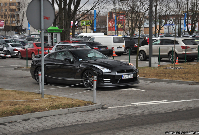 Nissan GT-R 2011