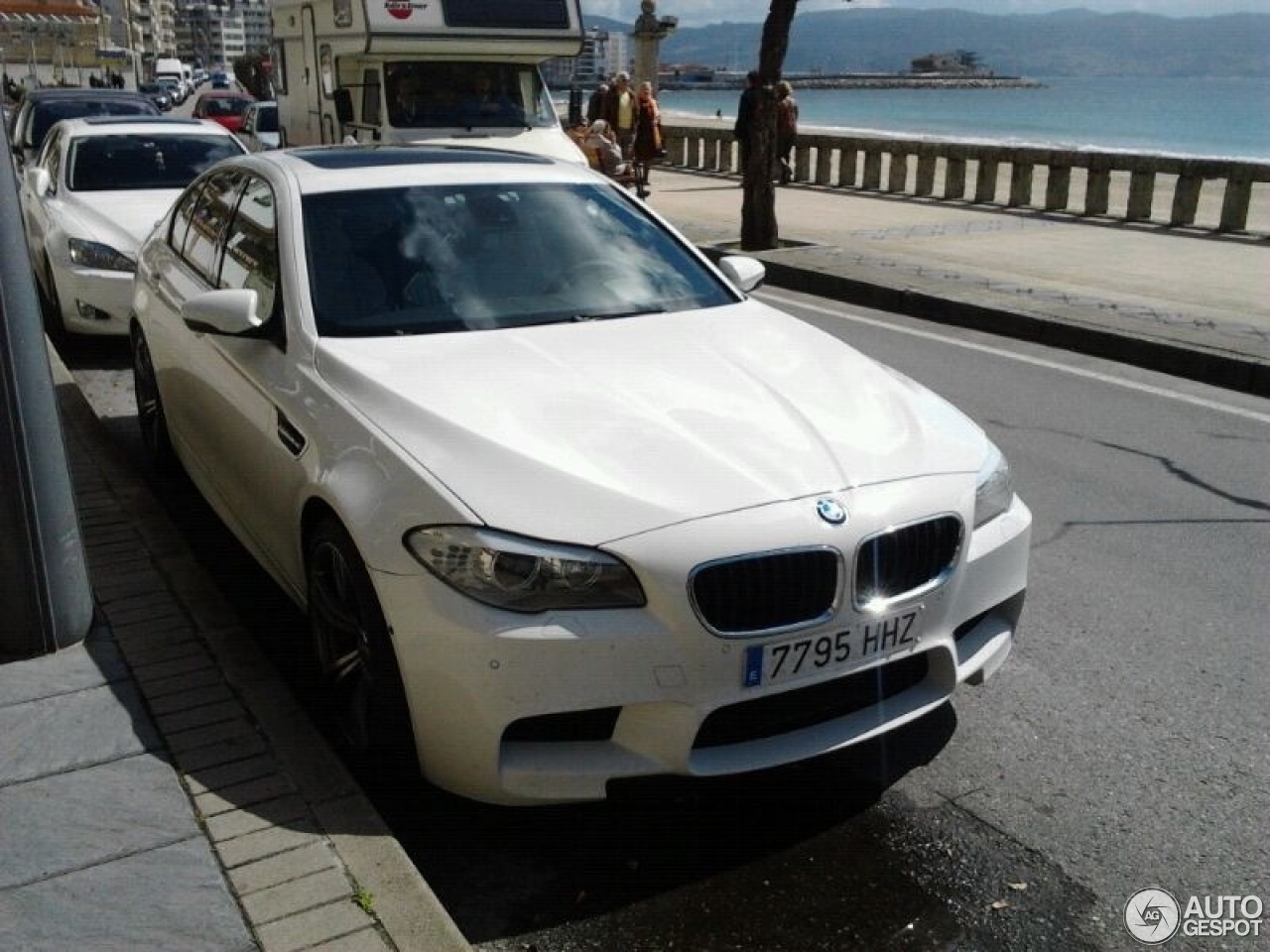 BMW M5 F10 2011