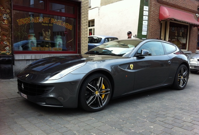 Ferrari FF