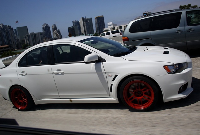 Mitsubishi Lancer Evolution X