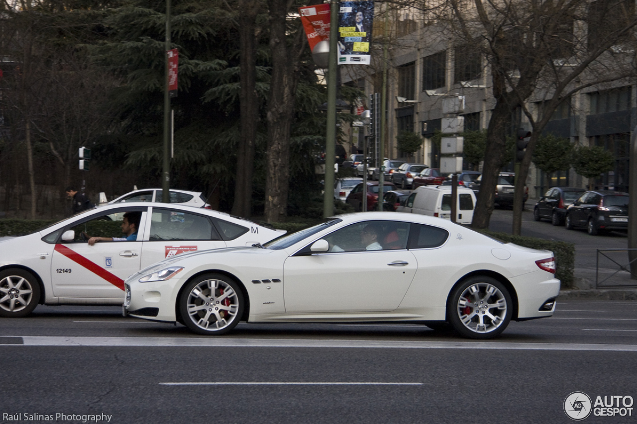 Maserati GranTurismo S Automatic