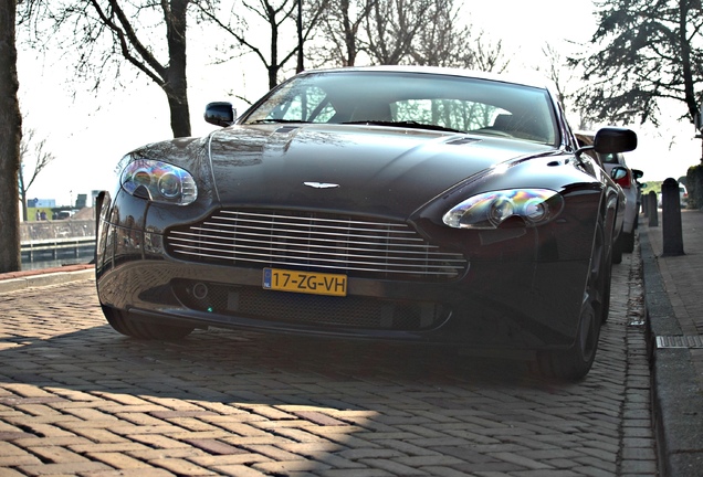 Aston Martin V8 Vantage