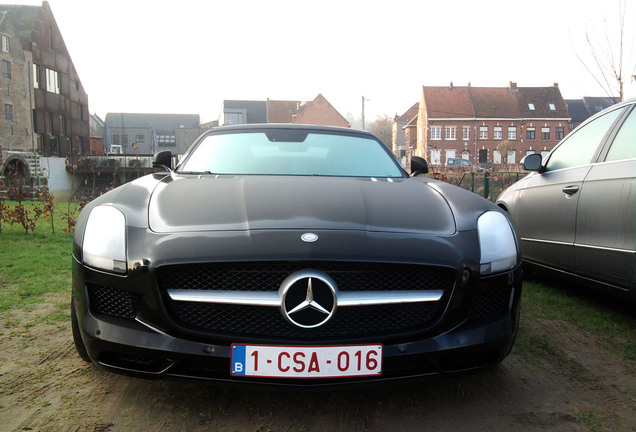 Mercedes-Benz SLS AMG Roadster