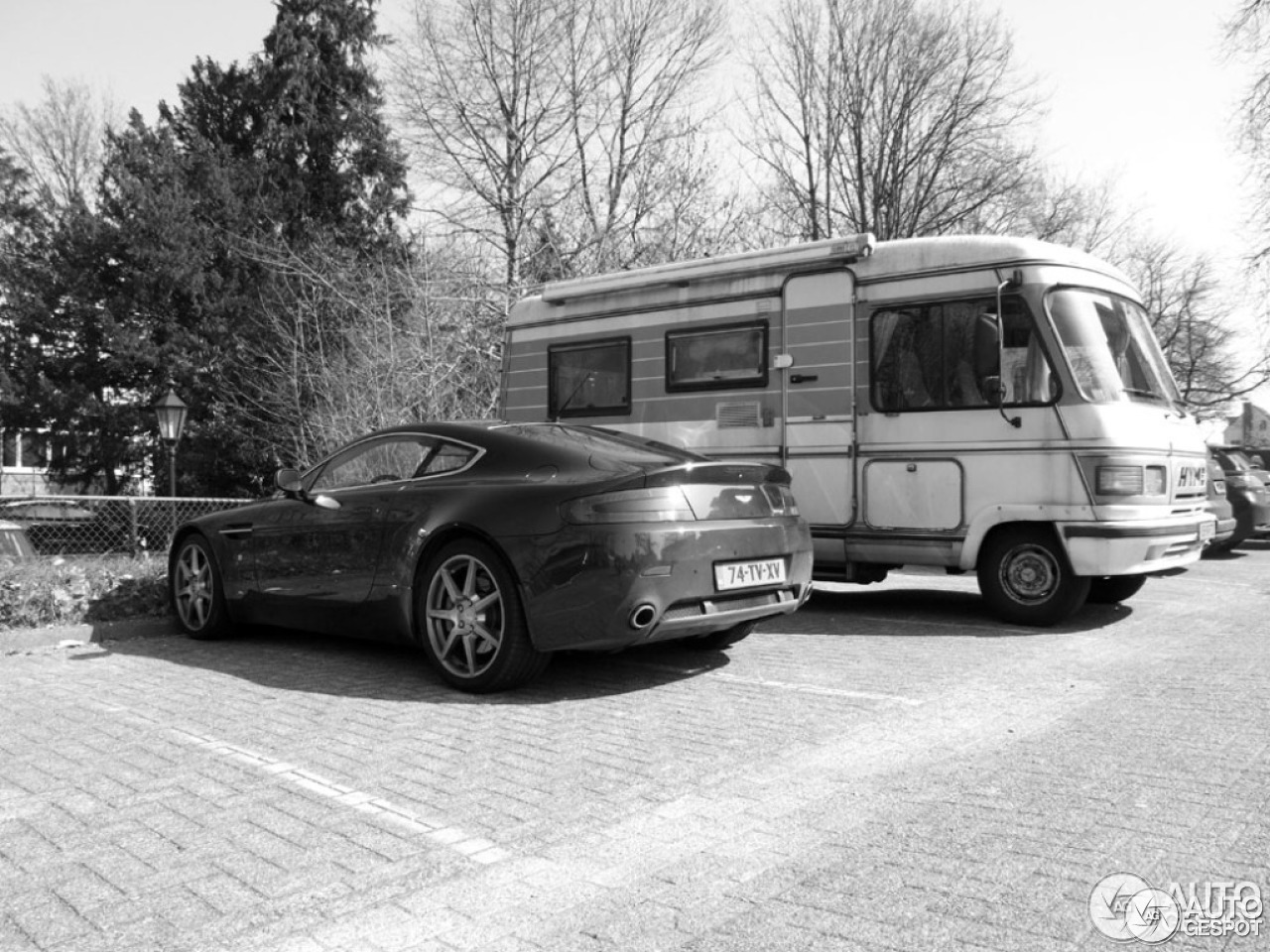 Aston Martin V8 Vantage