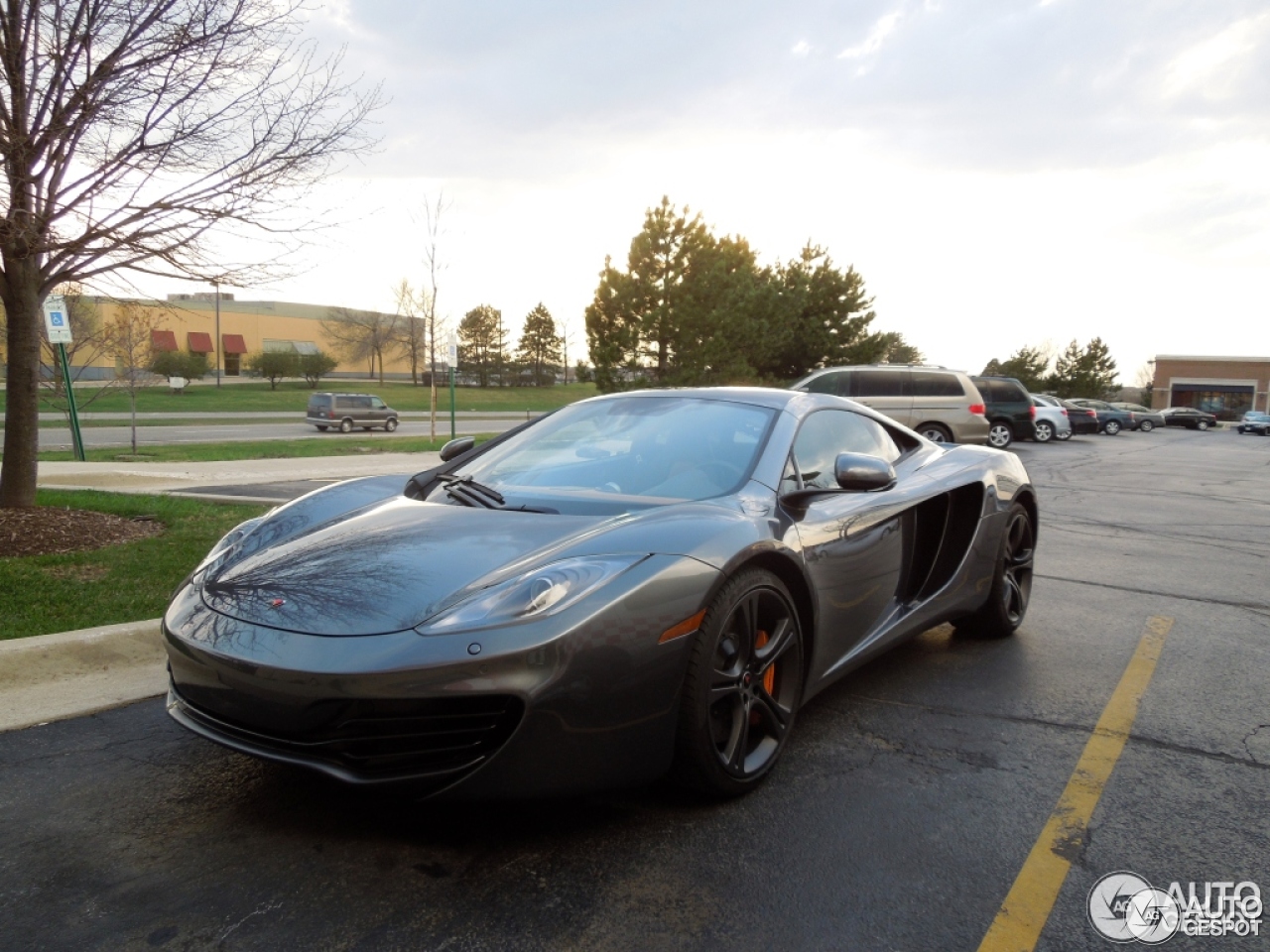 McLaren 12C