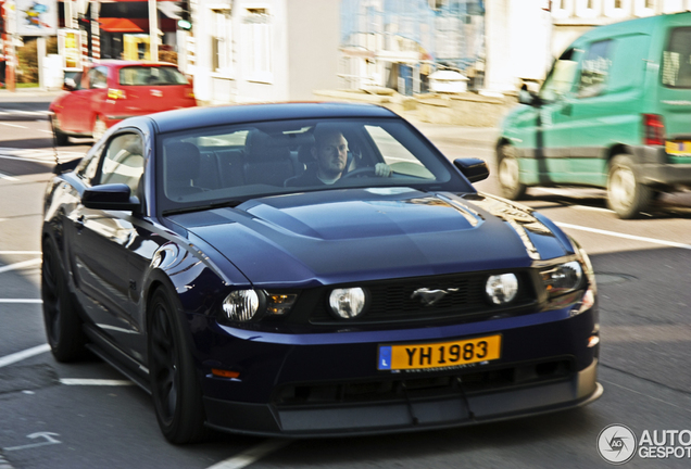 Ford Mustang RTR 2011