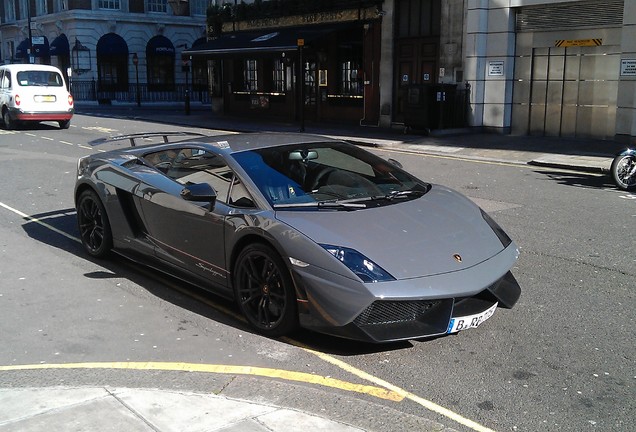 Lamborghini Gallardo LP570-4 Superleggera