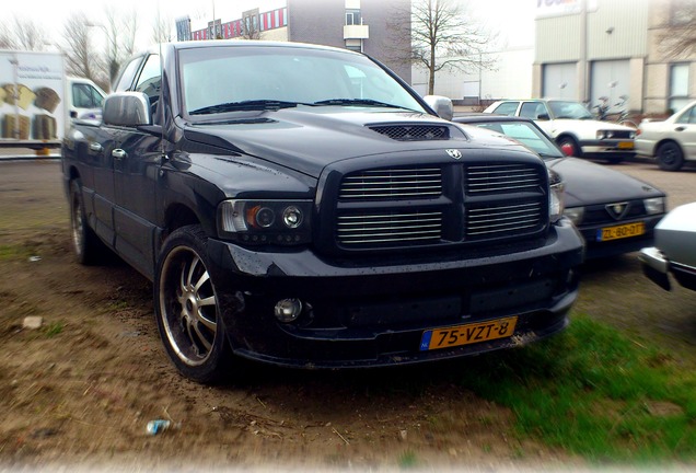 Dodge RAM SRT-10 Quad-Cab