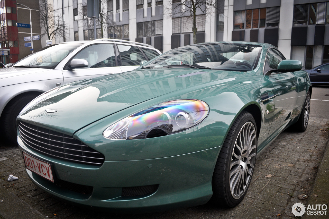 Aston Martin DB9