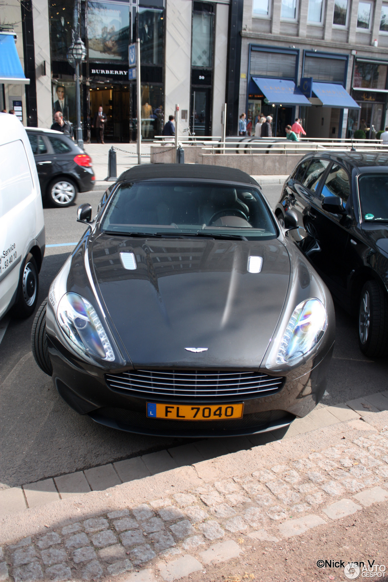 Aston Martin Virage Volante 2011