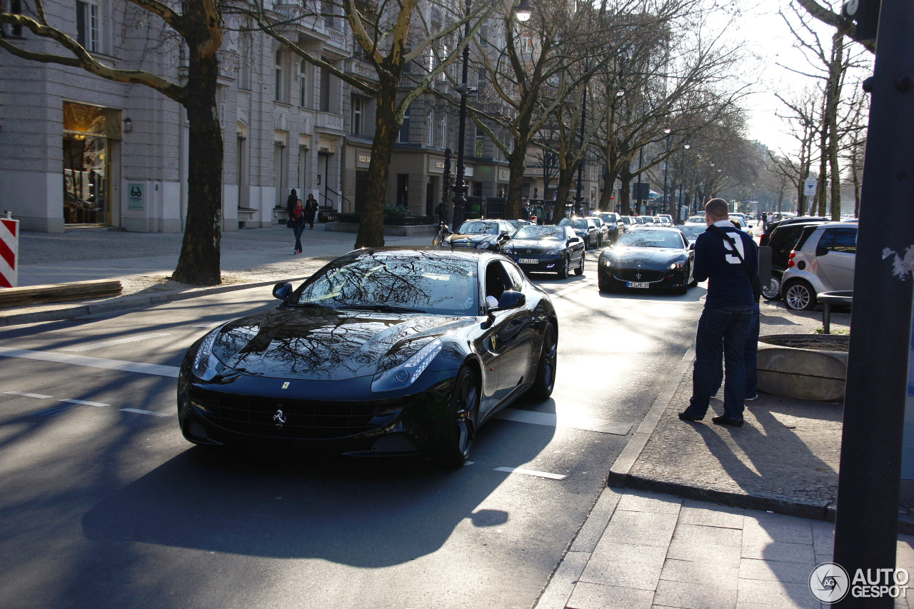 Ferrari FF