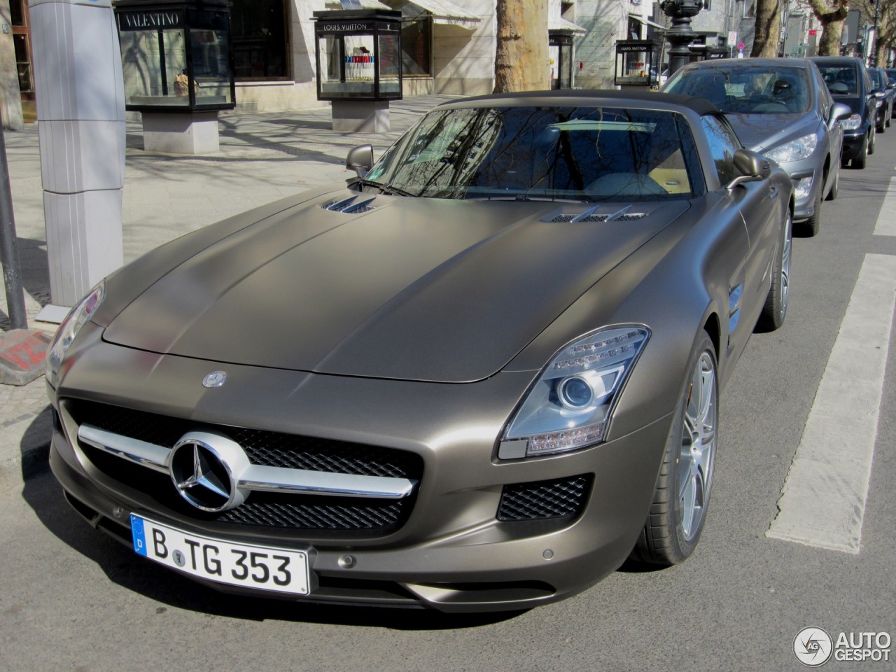 Mercedes-Benz SLS AMG Roadster