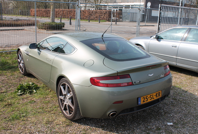 Aston Martin V8 Vantage