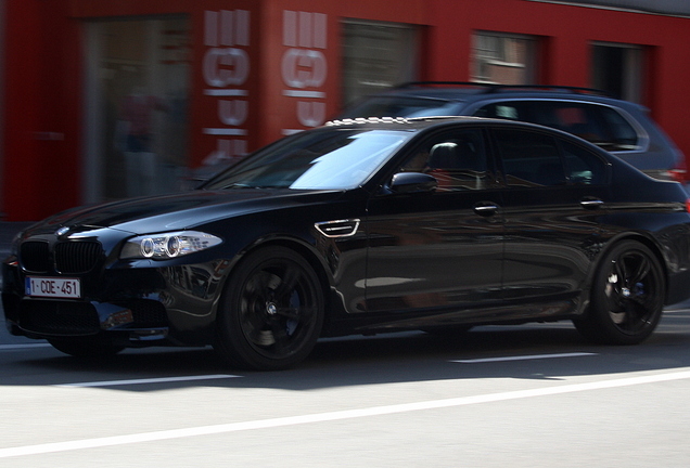 BMW M5 F10 2011