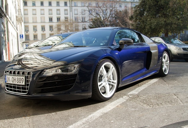 Audi R8 V10