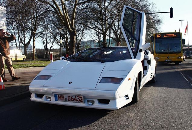 Lamborghini Countach 25th Anniversary