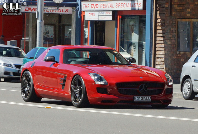 Mercedes-Benz SLS AMG