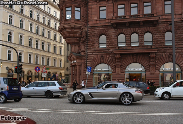 Mercedes-Benz SLS AMG