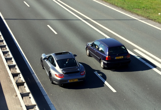 Porsche 997 Carrera GTS