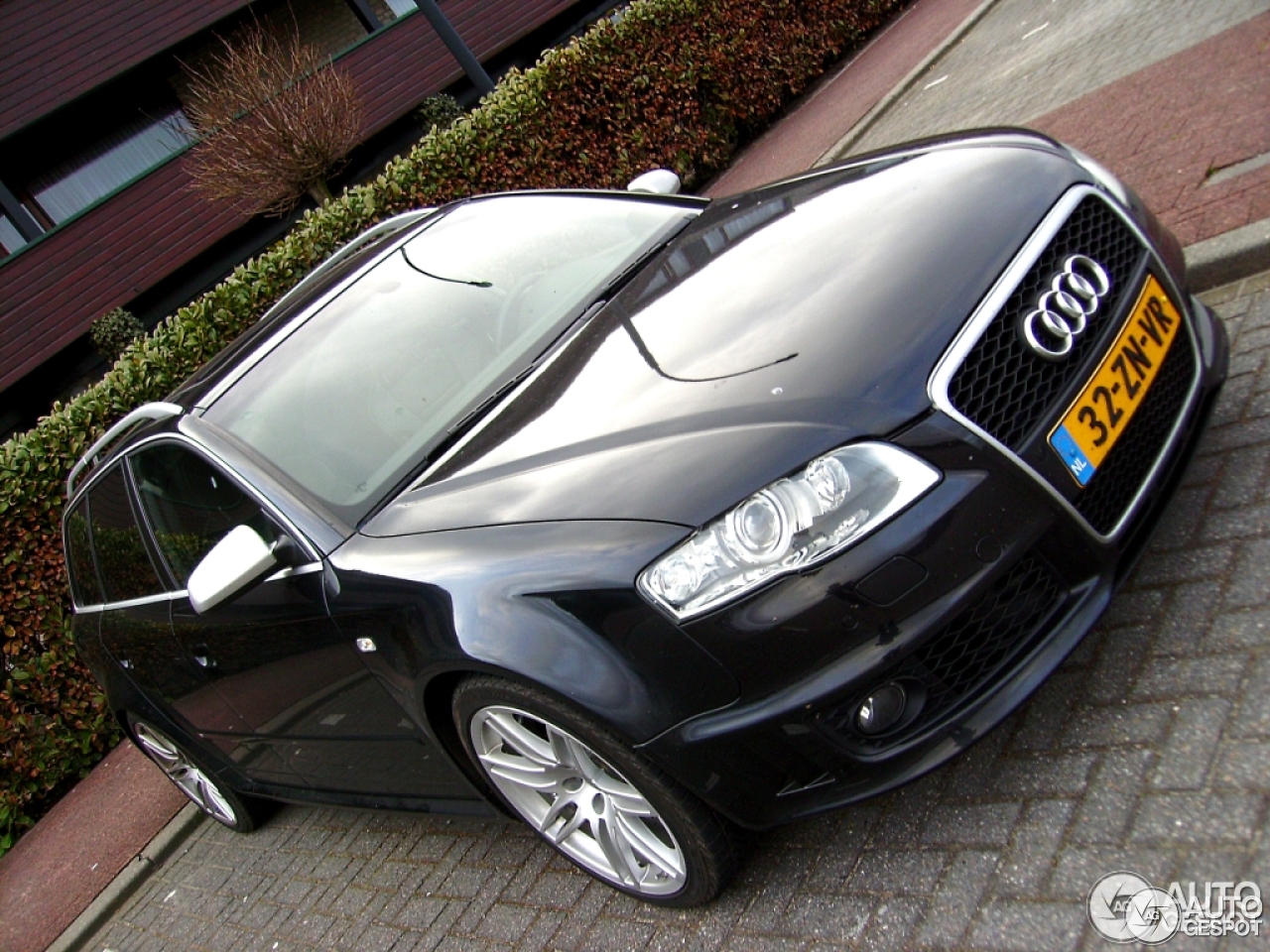 Audi RS4 Avant B7