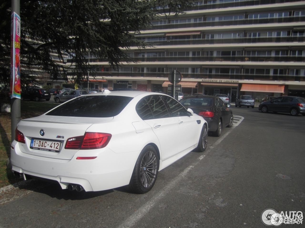 BMW M5 F10 2011