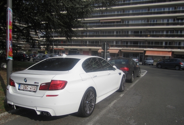 BMW M5 F10 2011