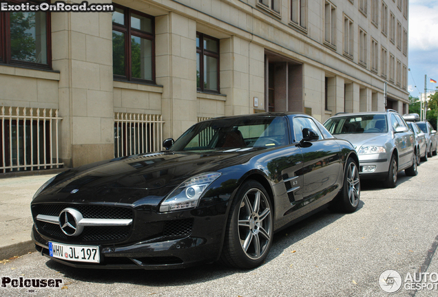 Mercedes-Benz SLS AMG