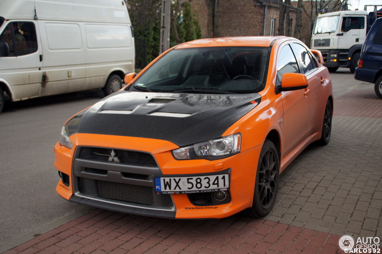 Mitsubishi Lancer Evolution X