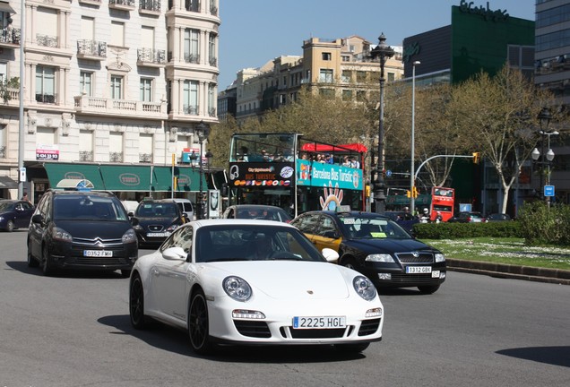 Porsche 997 Carrera 4 GTS