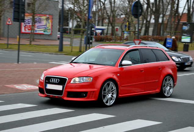 Audi RS4 Avant B7