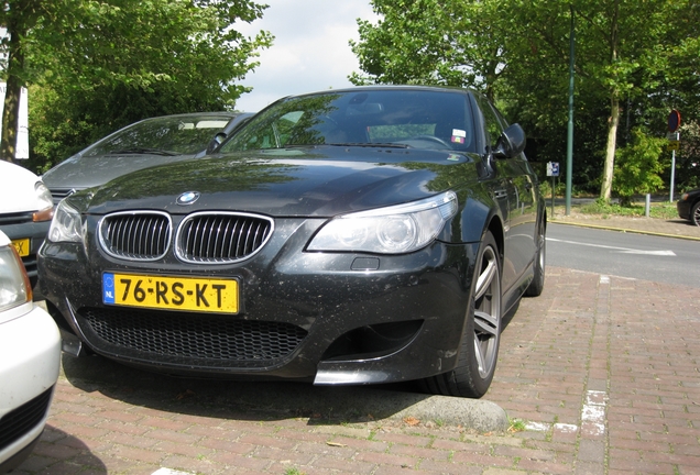 BMW M5 E60 2005