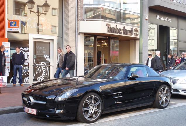 Mercedes-Benz SLS AMG