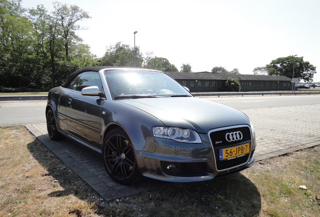 Audi RS4 Cabriolet