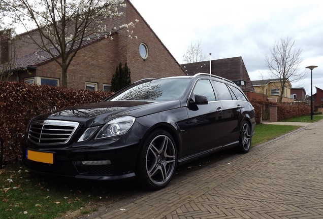 Mercedes-Benz E 63 AMG S212