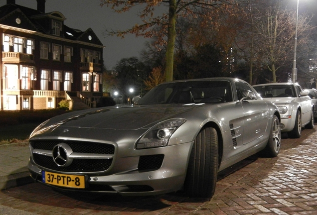 Mercedes-Benz SLS AMG