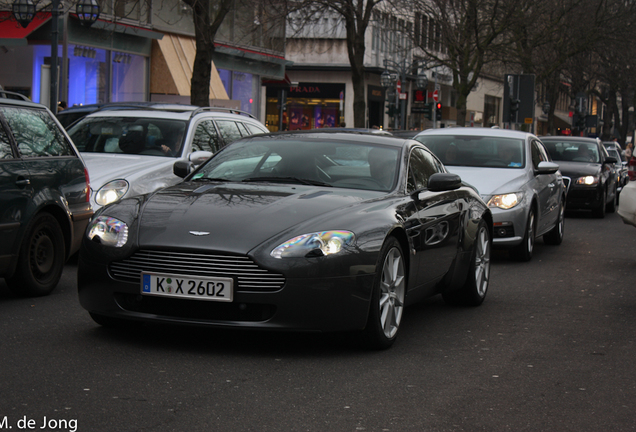 Aston Martin V8 Vantage