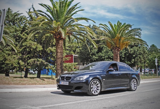 BMW M5 E60 2005