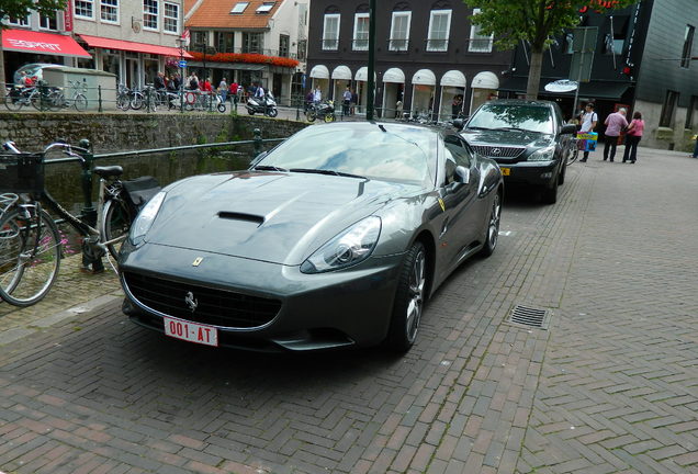 Ferrari California